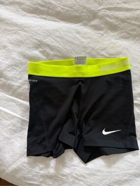 Nike pro spandex shorts size M